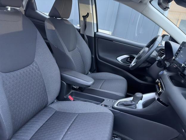 TOYOTA Yaris 116h Dynamic  