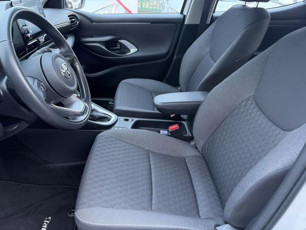 TOYOTA Yaris 116h Dynamic  