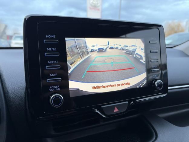 TOYOTA Yaris 116h Dynamic  