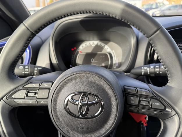 TOYOTA Aygo X 1.0 VVT-i 72 Design  
