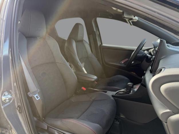 TOYOTA Yaris Hybride 130h GR SPORT  