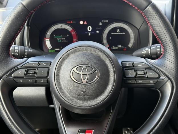 TOYOTA Yaris Hybride 130h GR SPORT  