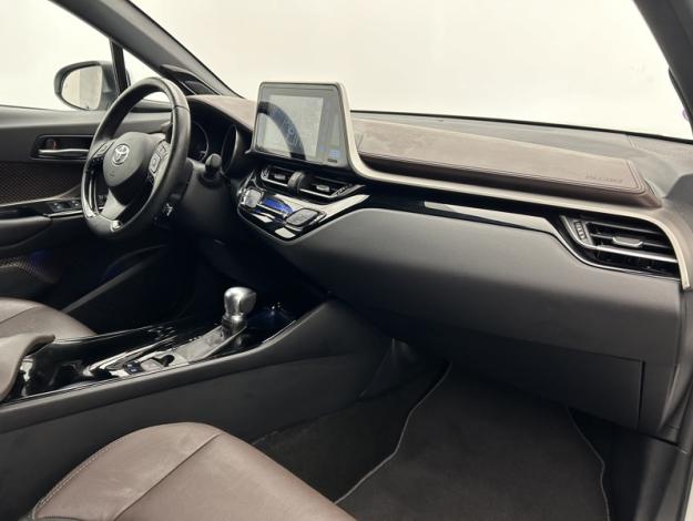 TOYOTA C-HR 1.8 HYBRIDE 122 DISTINCTIVE  PACK TECHNO 