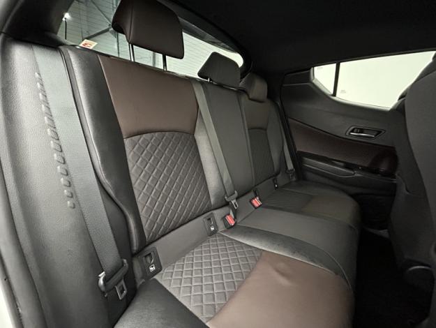 TOYOTA C-HR 1.8 HYBRIDE 122 DISTINCTIVE  PACK TECHNO 