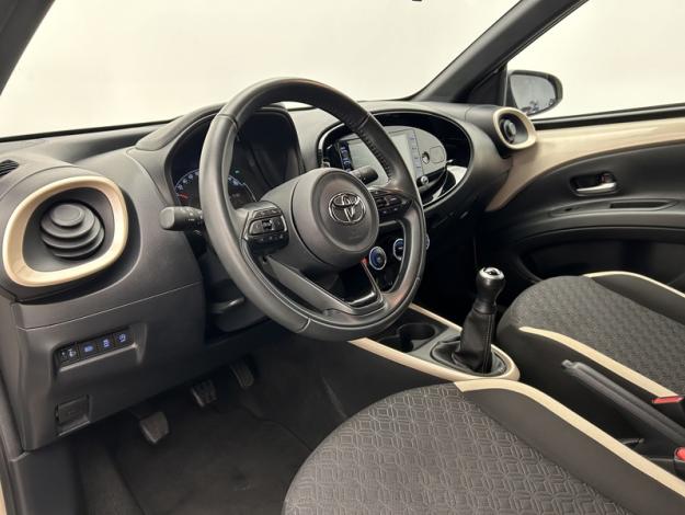TOYOTA Aygo X 1.0 VVT-i 72 Design  