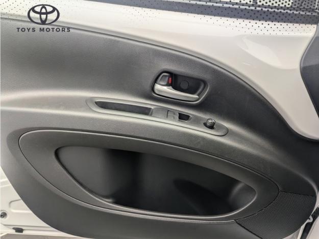 TOYOTA Aygo X 1.0 VVT-i 72 Dynamic  