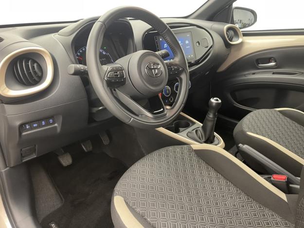 TOYOTA Aygo X 1.0 VVT-i 72 Design  