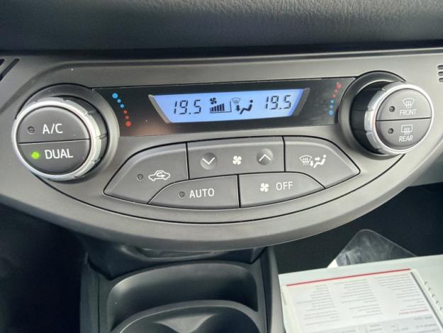 TOYOTA Yaris 1.5 Hybride 100h GR SPORT  