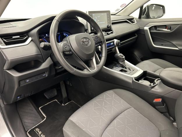 TOYOTA RAV4 2WD 218ch Dynamic  