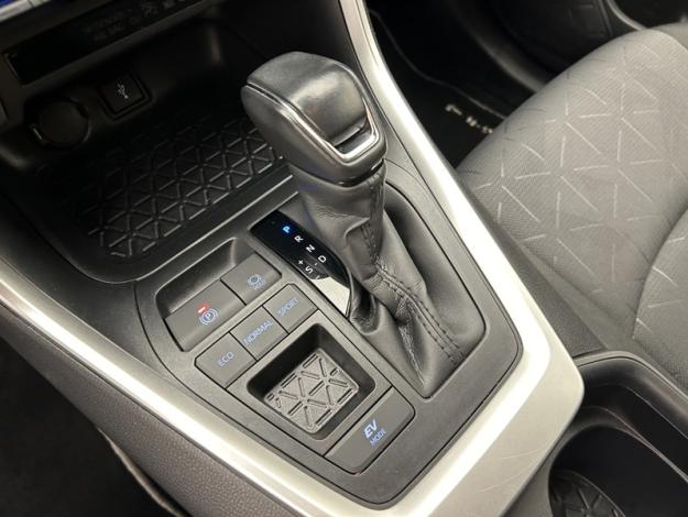 TOYOTA RAV4 2WD 218ch Dynamic  