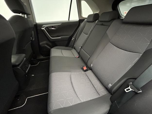 TOYOTA RAV4 2WD 218ch Dynamic  