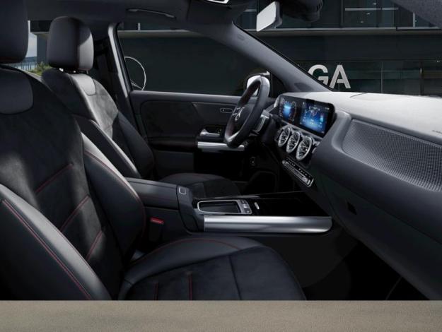MERCEDES-BENZ GLA 180  Star Edition