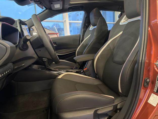 TOYOTA Corolla Hybride 1.8L 140h GR Sport  COROLLA 1.8L 140 CH GRSPORTTECHNOTO MY26