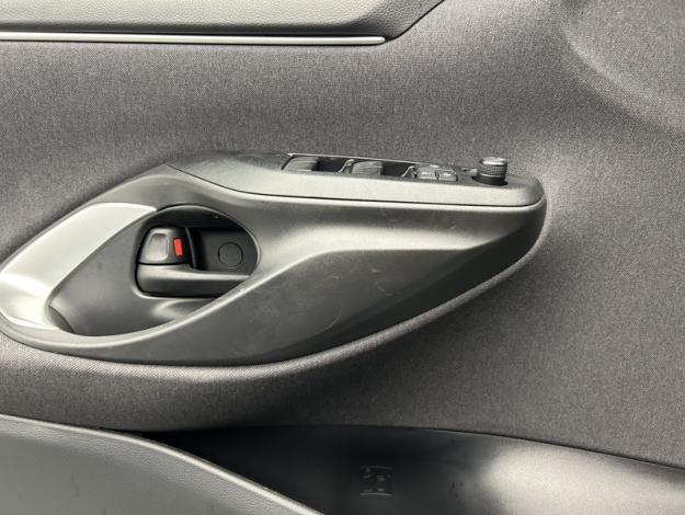 TOYOTA Yaris 116h Design  PACK CONFORT