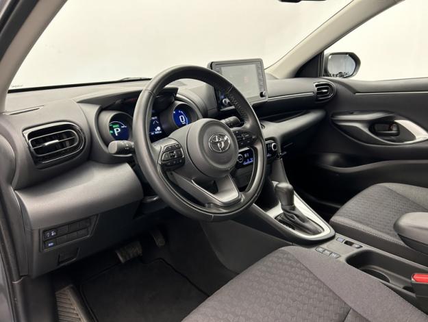 TOYOTA Yaris 116h Design  PACK CONFORT