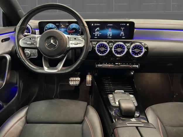 MERCEDES-BENZ CLA 180 d Shooting Brake AMG Line  