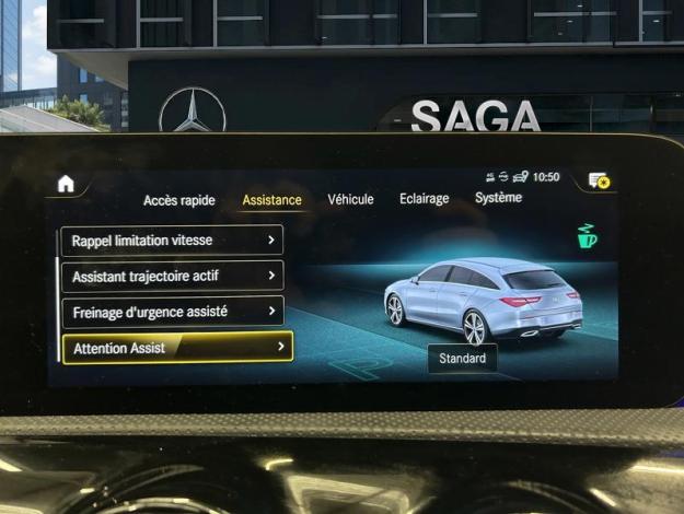 MERCEDES-BENZ CLA 180 d Shooting Brake AMG Line  