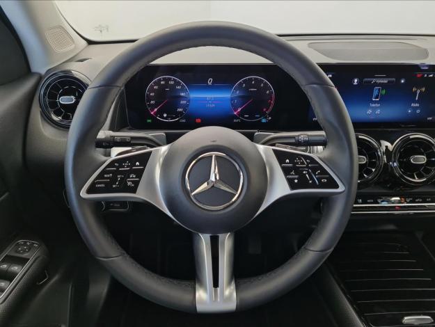 MERCEDES-BENZ GLB GLB 220 4MATIC (10/22)