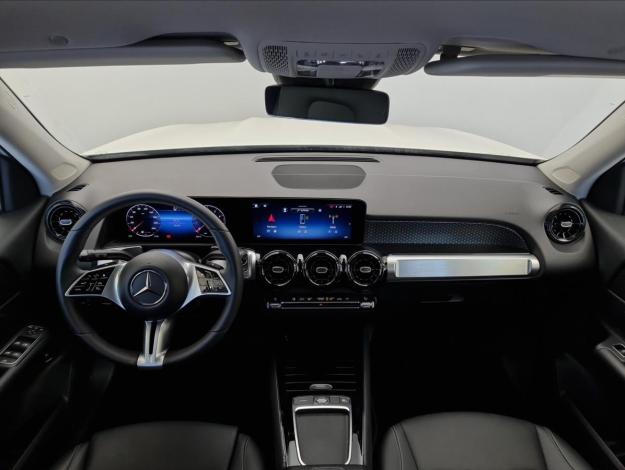 MERCEDES-BENZ GLB GLB 220 4MATIC (13/22)