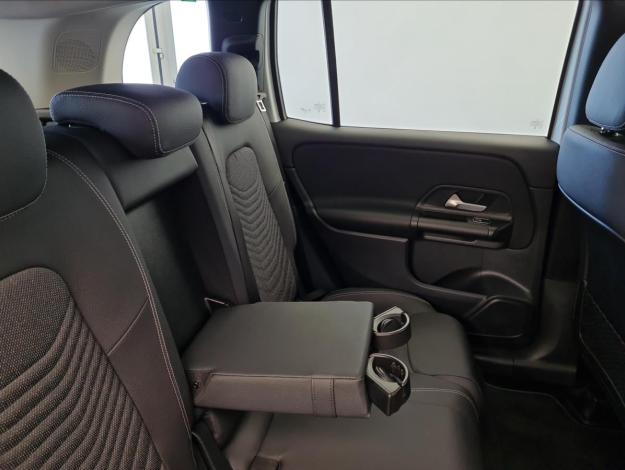 MERCEDES-BENZ GLB GLB 220 4MATIC (20/22)