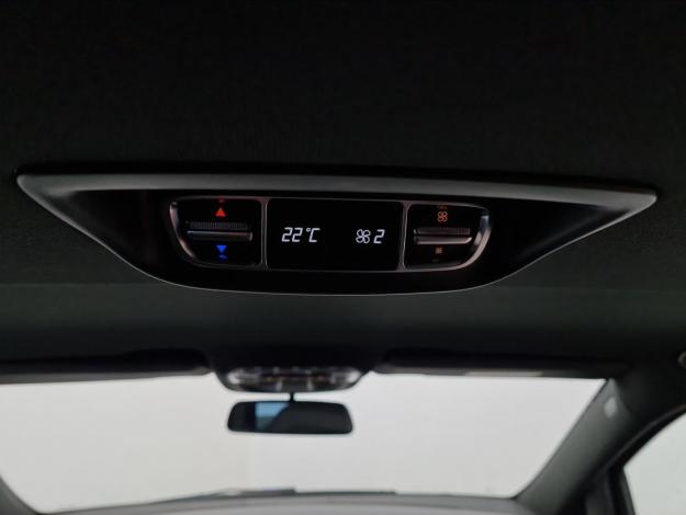MERCEDES-BENZ Třídy V V 300 d AVANTGARDE AIRMATIC (20/25)