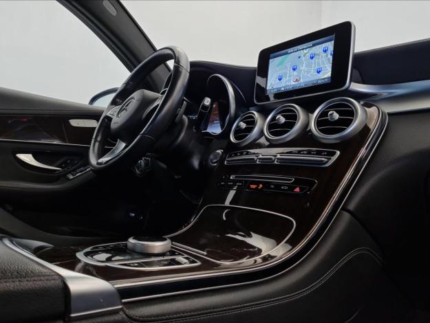 MERCEDES-BENZ GLC GLC 250 d 4MATIC  kupé (16/21)