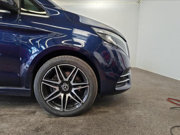 MERCEDES-BENZ Třídy V V 300 d 4MATIC AVANTGARDE Long (28/28)