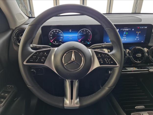 MERCEDES-BENZ GLB GLB 220 4MATIC (10/22)