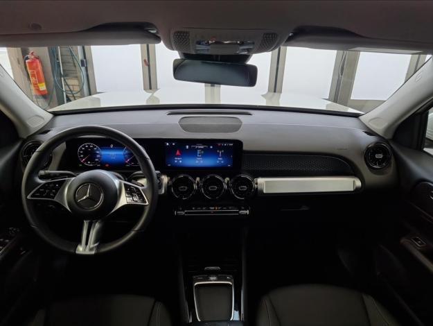 MERCEDES-BENZ GLB GLB 220 4MATIC (13/22)