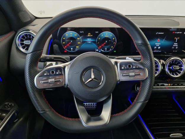 MERCEDES-BENZ GLB GLB 200 4MATIC (10/22)