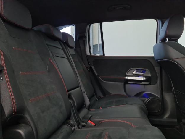 MERCEDES-BENZ GLB GLB 200 4MATIC (19/22)