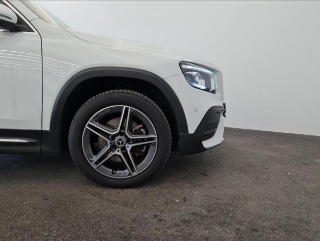 MERCEDES-BENZ GLB GLB 200 4MATIC (22/22)
