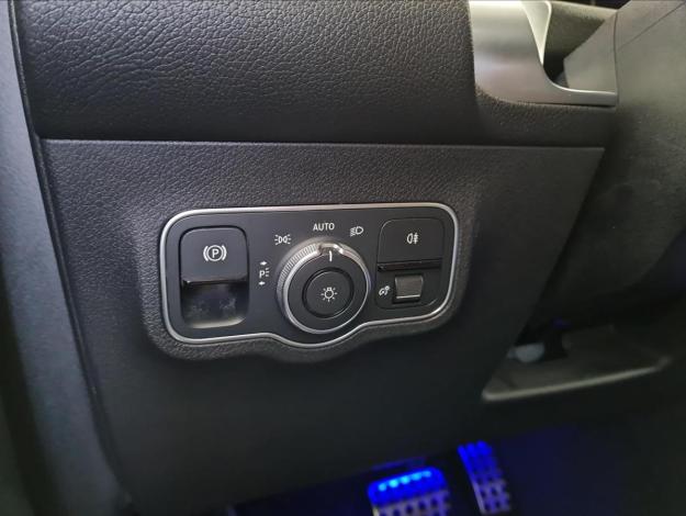 MERCEDES-BENZ GLB GLB 200 4MATIC (11/22)