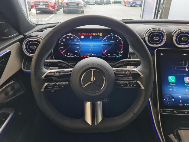 MERCEDES-BENZ Třídy C C 220d 4MATIC (10/22)