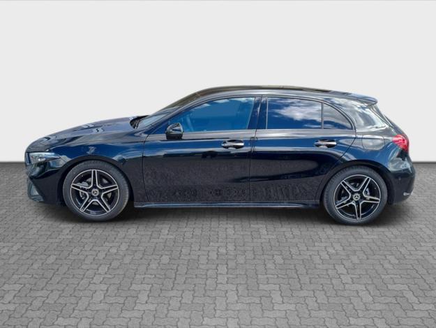 MERCEDES-BENZ Třídy A A 200d (2/22)