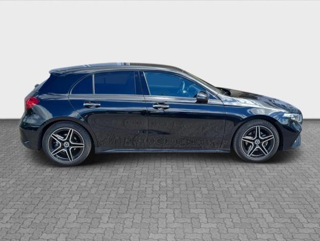 MERCEDES-BENZ Třídy A A 200d (6/22)