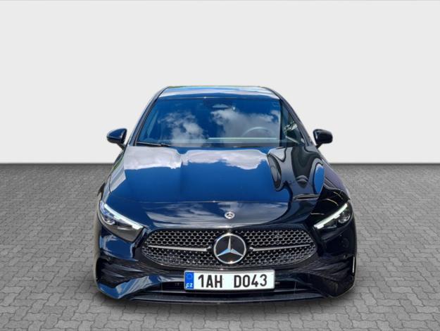 MERCEDES-BENZ Třídy A A 200d (8/22)