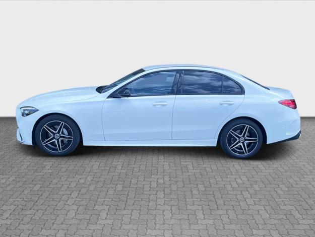 MERCEDES-BENZ Třídy C C 220d 4MATIC (2/22)