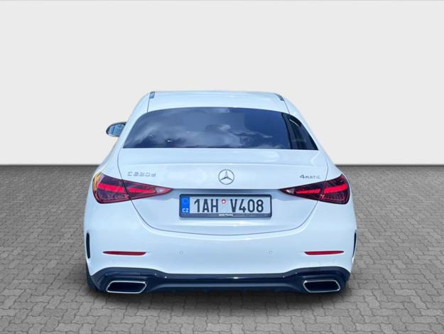 MERCEDES-BENZ Třídy C C 220d 4MATIC (4/22)