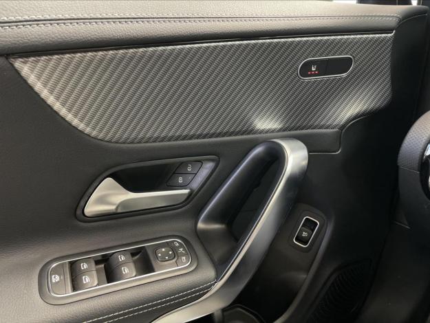 MERCEDES-BENZ CLA CLA 180d Shooting Brake (12/21)
