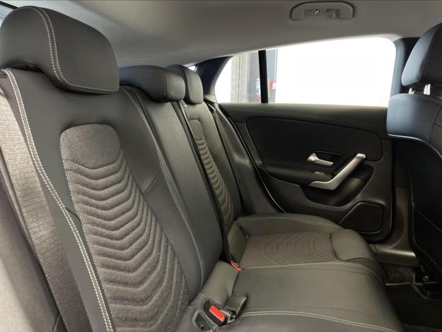 MERCEDES-BENZ CLA CLA 180d Shooting Brake (19/21)