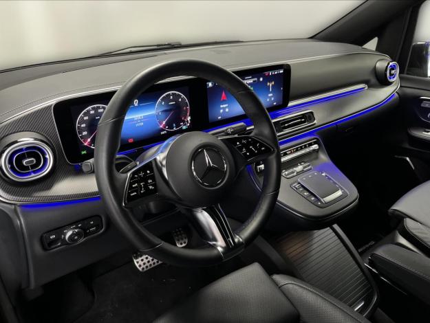 MERCEDES-BENZ Třídy V V 300D XL 4MATIC AVANTGARDE AMG (9/27)