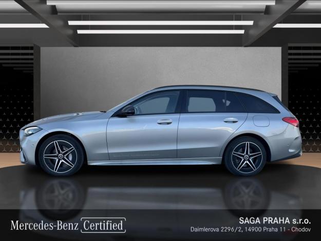 MERCEDES-BENZ Třídy C C 300 de 4MATIC kombi (2/22)