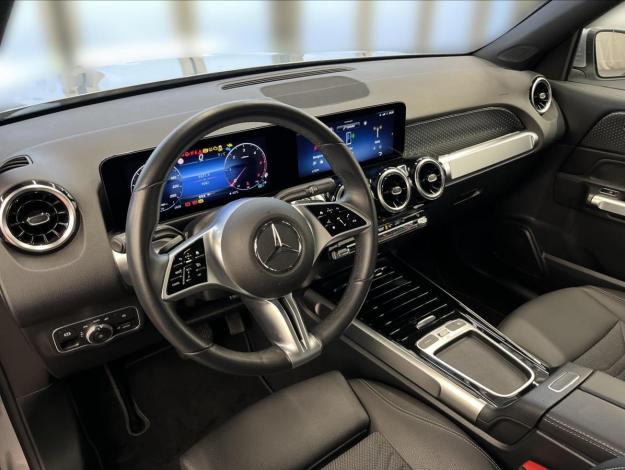 MERCEDES-BENZ GLB GLB 200 d 4MATIC (9/22)