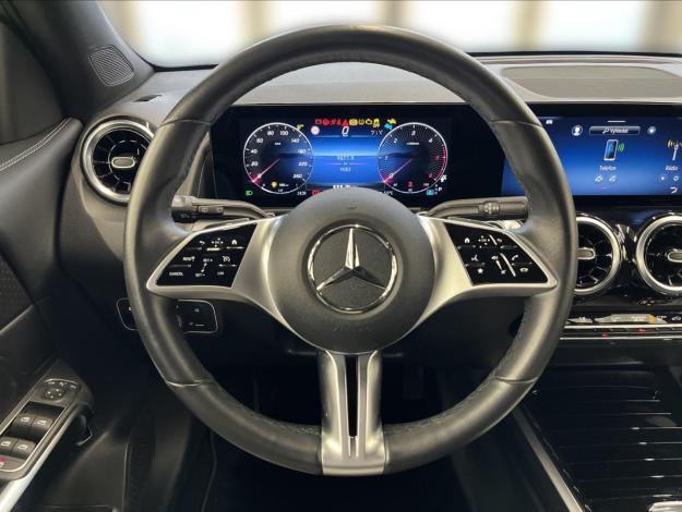 MERCEDES-BENZ GLB GLB 200 d 4MATIC (10/22)
