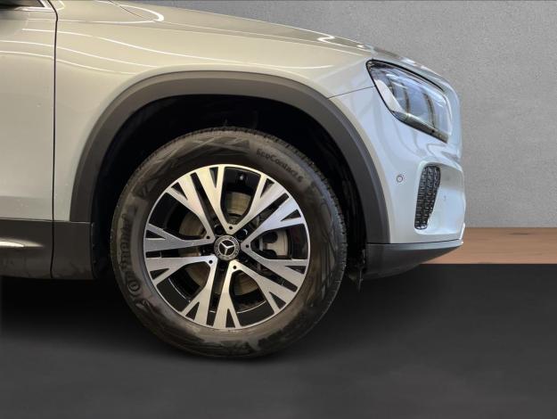 MERCEDES-BENZ GLB GLB 200 d 4MATIC (22/22)