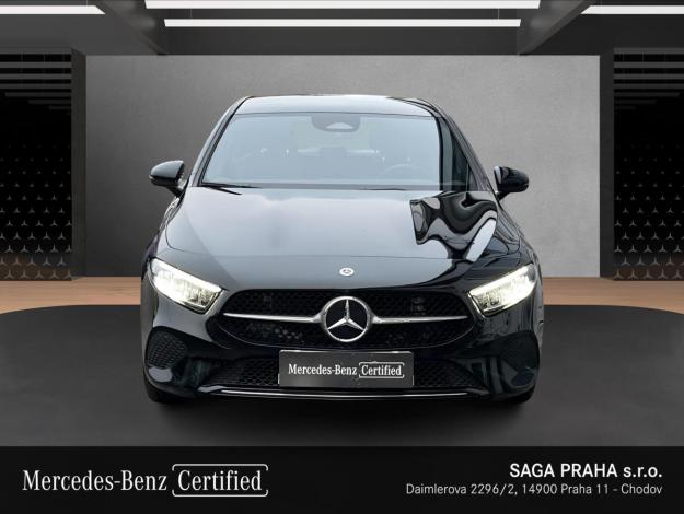 MERCEDES-BENZ Třídy A A 180 (8/21)