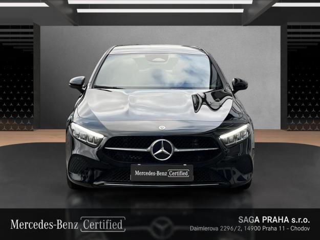 MERCEDES-BENZ Třídy A A 180 (8/21)