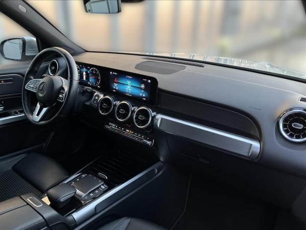 MERCEDES-BENZ GLB GLB 200d 4MATIC (14/23)