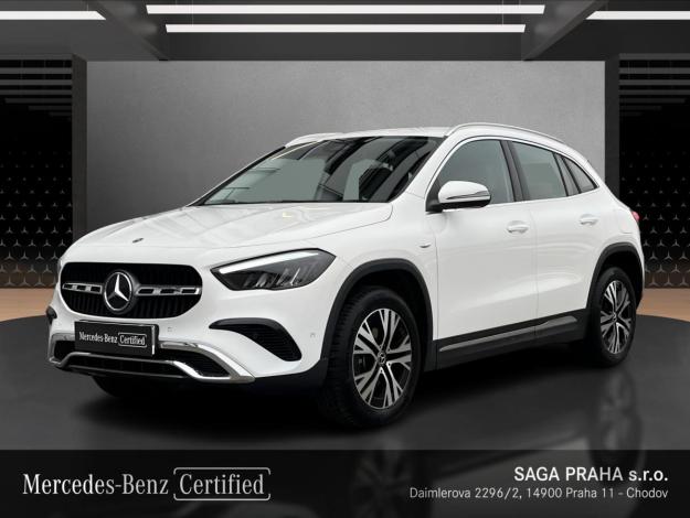 MERCEDES-BENZ GLA GLA 250e s hybridní technologií EQ (1/21)